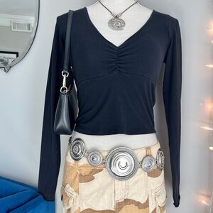 brandy melville black cinched front v-neck top 🖤